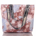 Moderne Strandtasche im Batik-Look mit Reißverschluss –  3